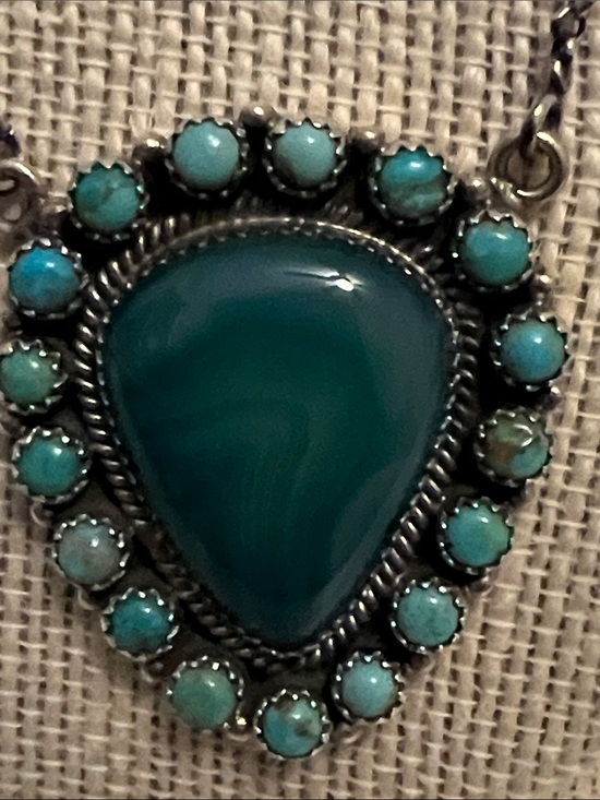 Jewelry - Turquoise necklace by Hada